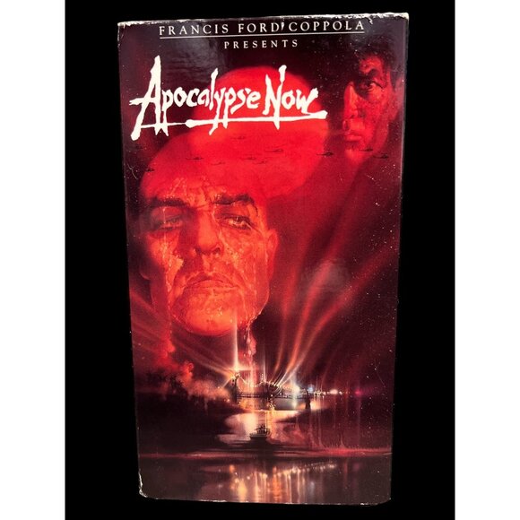 Apocalypse Now VHS 1992, Marlon Brando,‎ Martin Sheen, Robert Duvall - Picture 1 of 4